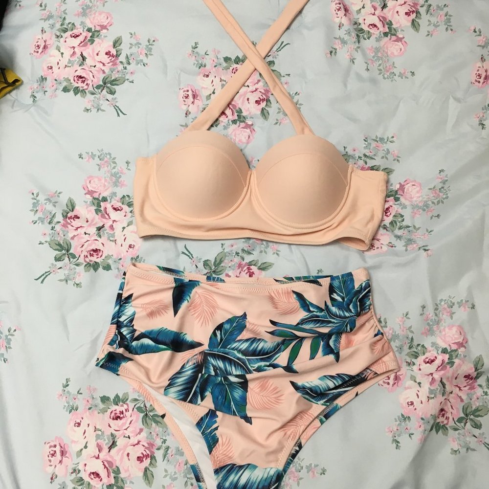 Peach Tropical Bikini NWOT